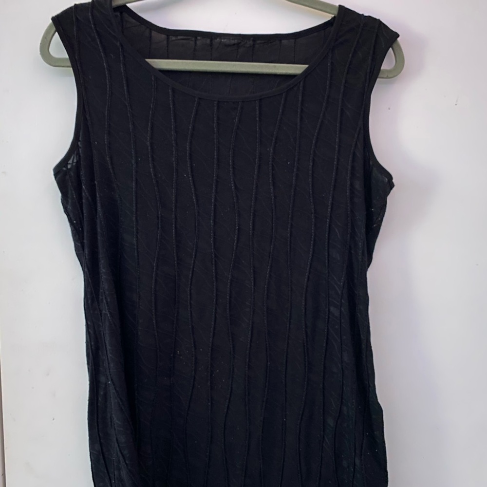 SUPER CUTE BLACK TOP 🖤